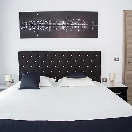 Apartamento Apartament Black&white 5 Năvodari